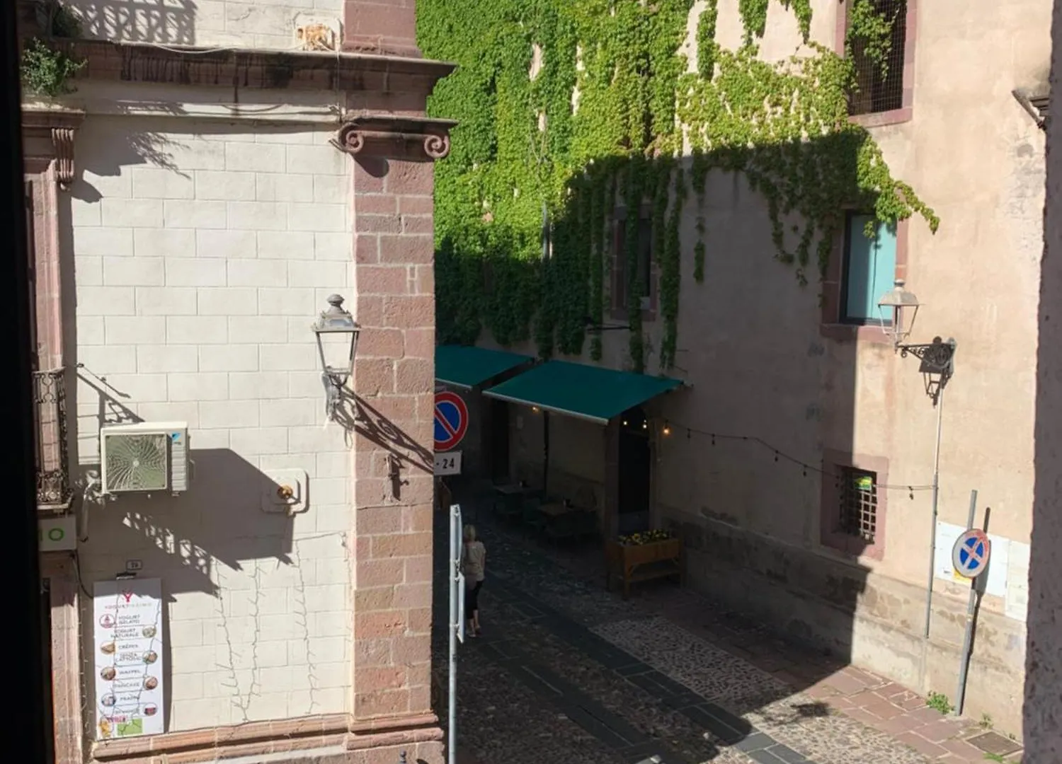 Monolocale Nel Cuore Di Bosa 0*,